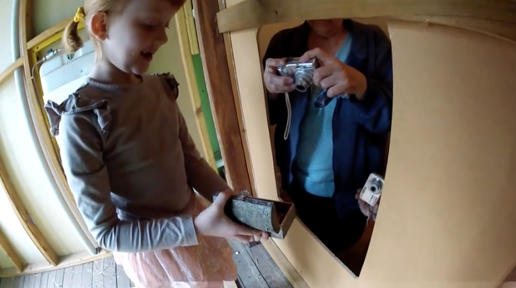 Berburu Harta Karun Di Rumah Sendiri